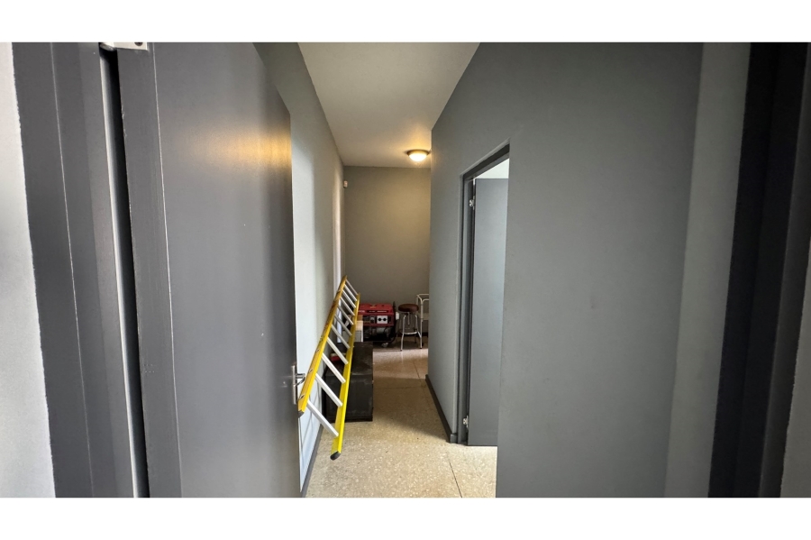 To Let commercial Property for Rent in Greenbushes Eastern Cape